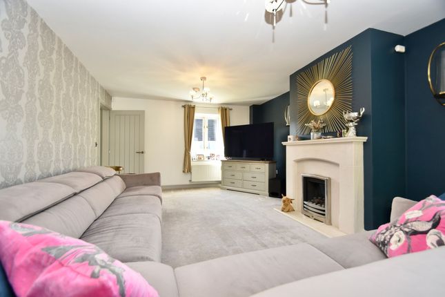 7 Whitwell Court, St. Neots photo 4