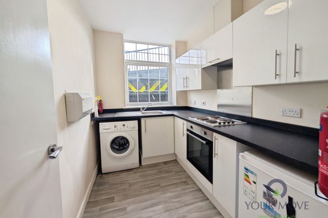 Flat 3, 1, Caroline Street, Staffordshire photo 3