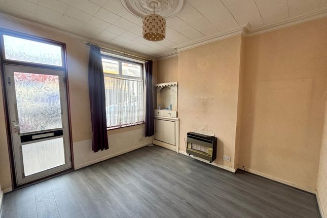 16, Coral Street, Leicester photo 3