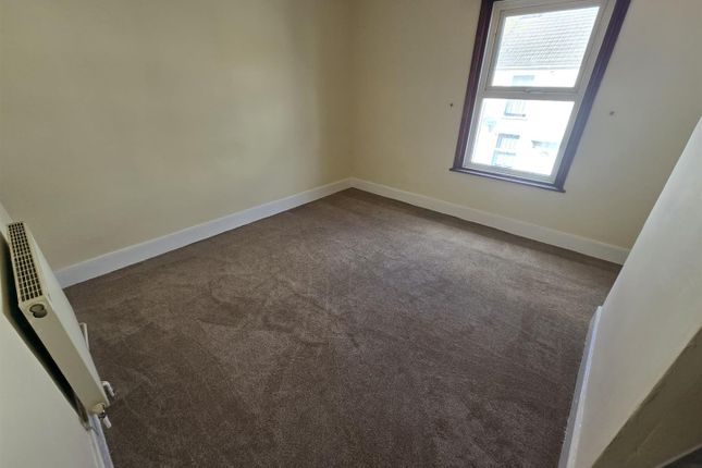 12A, Pier Road, Great Yarmouth photo 3