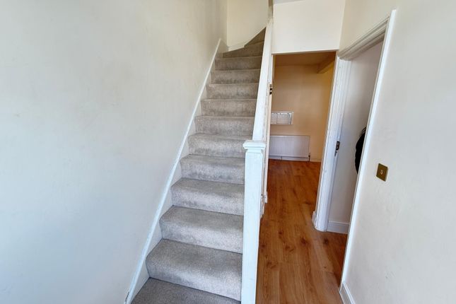 00, Abercorn Crescent, Harrow photo 5