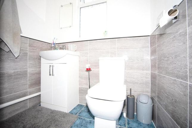 Room to rent in Valley Road, Gillingham