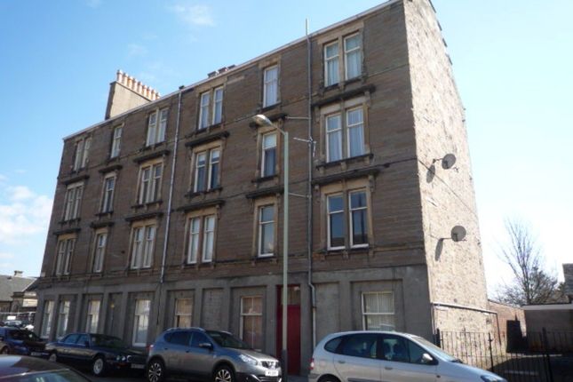 Thumbnail Flat to rent in St. Vincent Street, Broughty Ferry, Dundee