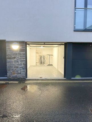 Town house to rent in Cooperage Lane, Southville, Bristol