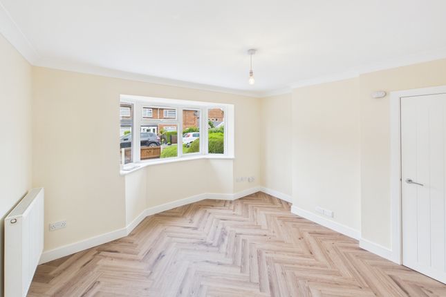 108, Retreat Estate, Downham Market photo 2