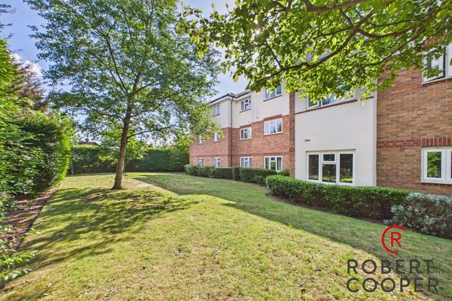 Flat 8 Eltham Court,, Apsley Close, North Harrow photo 4
