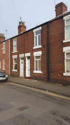 Thumbnail Terraced house to rent in Dockin Hill Road, Doncaster