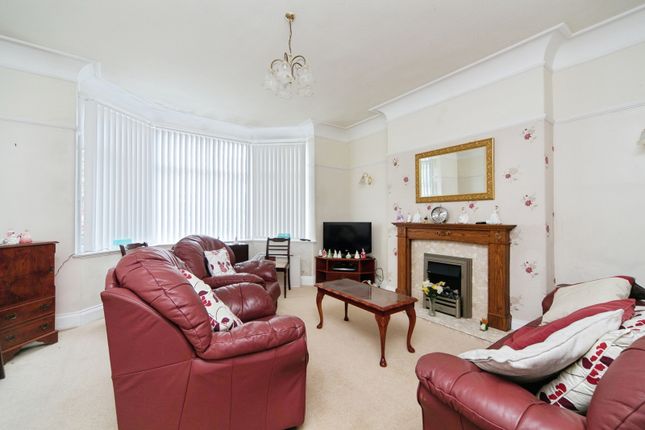 13, Rosebery Avenue, Conwy photo 2