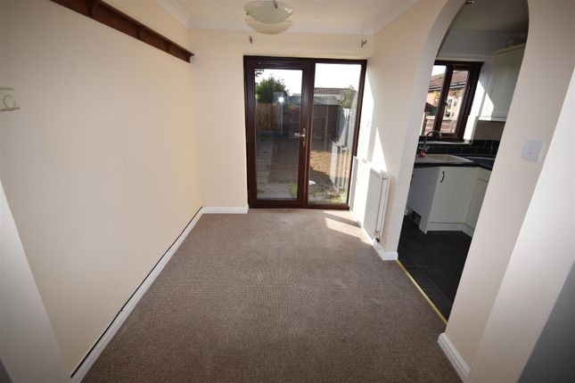 Terraced house for sale in Elmgarth, Sleaford