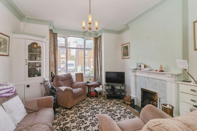 40, Warren Road, Southport photo 2