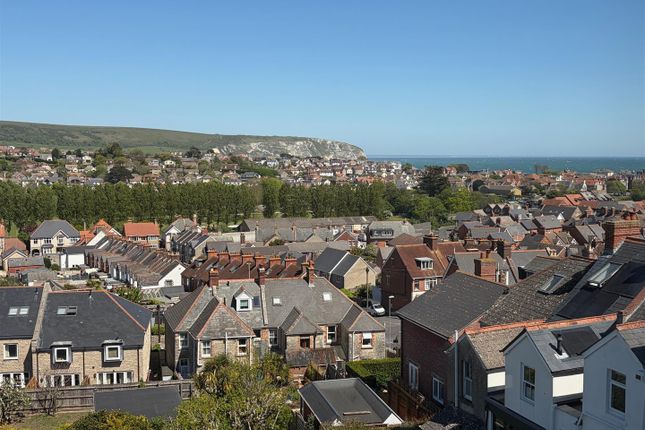 32, Priests Road, Swanage photo 2