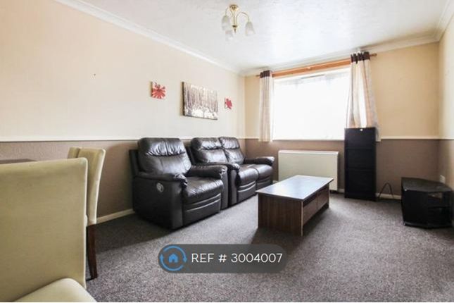 Danbury Crescent, South Ockendon photo 2