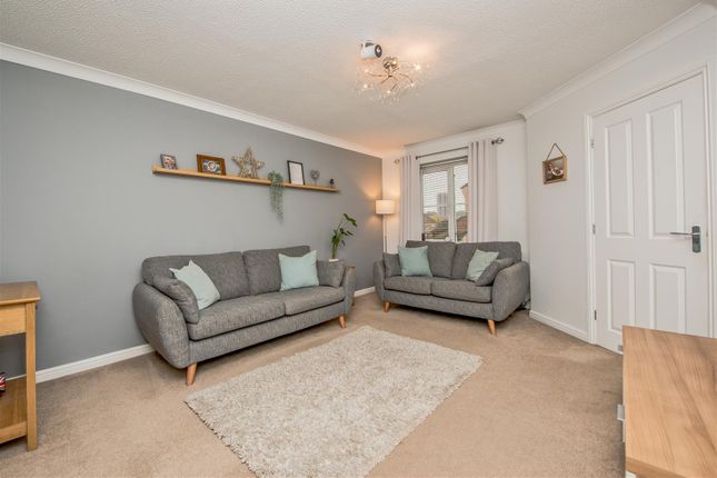 Pitchstone Court, Leeds photo 2