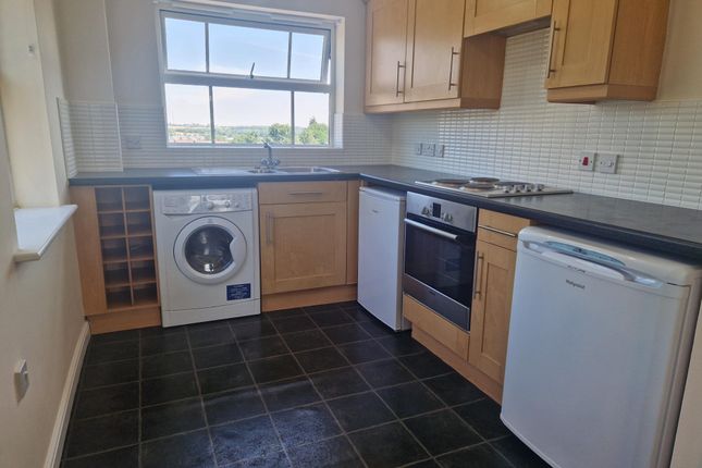 11, Aston Chase, PONTEFRACT photo 2