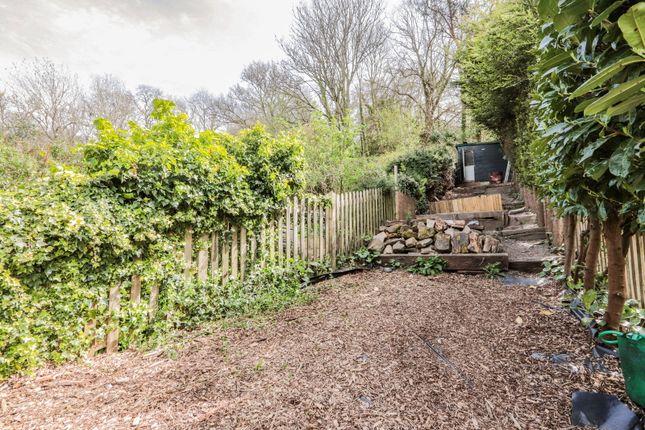 10, Fairglen Road, Wadhurst photo 2