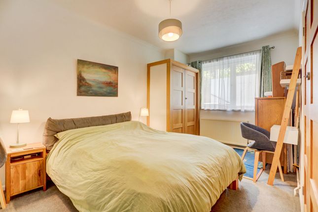 Flat 2, Park View 7-8 Highcroft Villas, Brighton photo 4