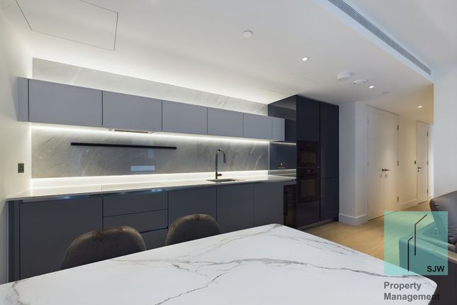 59 Cascade Apts Cascade Way, London, London photo 4