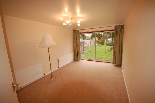 340, High Road, Leavesden Watford photo 2
