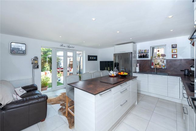 27, Lothian Way, Sleaford photo 2