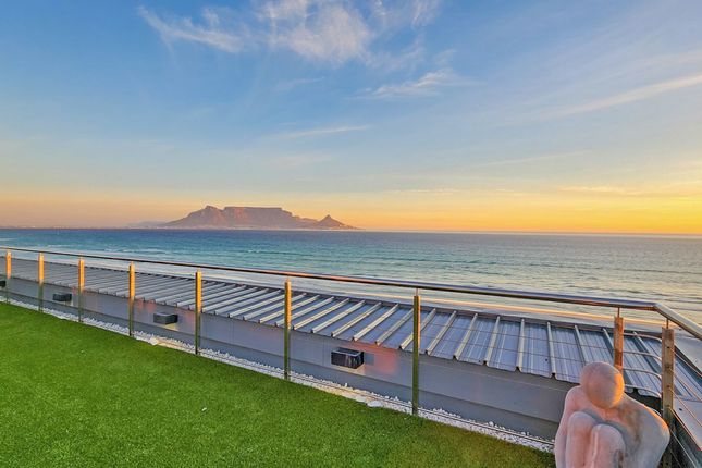 Apartment for sale in A401 Seacrest, 70 Beach Boulevard, Bloubergrant, Cape Town, 7441