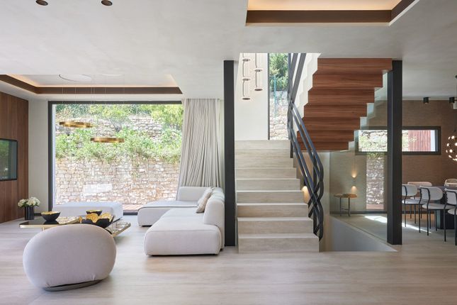 Villa for sale in Vallauris, Cannes Area, French Riviera