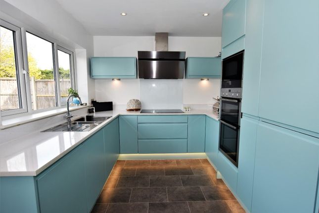 Kitchen.Jpg
