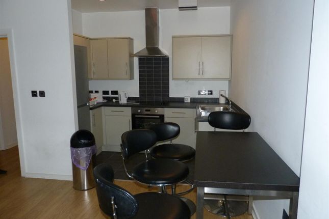 Flat to rent in St. Mary Street, Cardiff