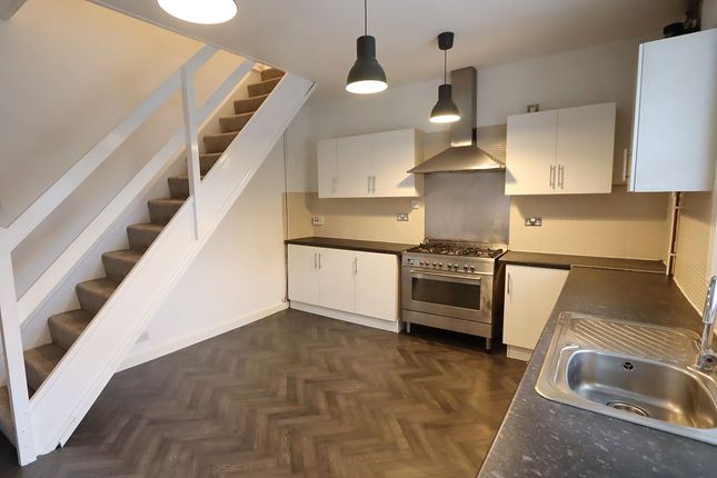 96 Bradley Lane, Bolton photo 5