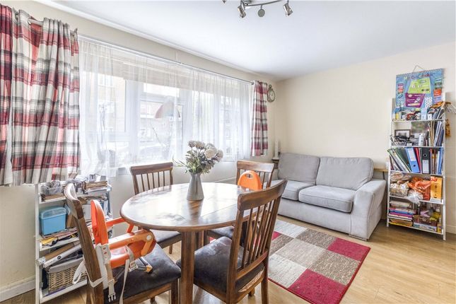 Flat for sale in Reynolds Road, London