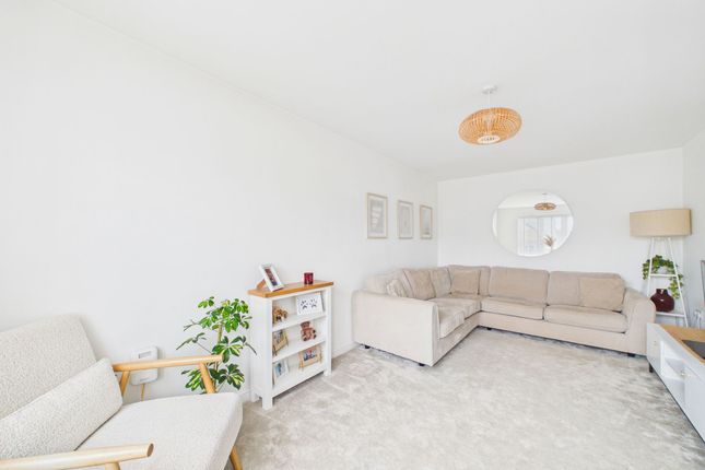 28 Moore Drive, Workington photo 2