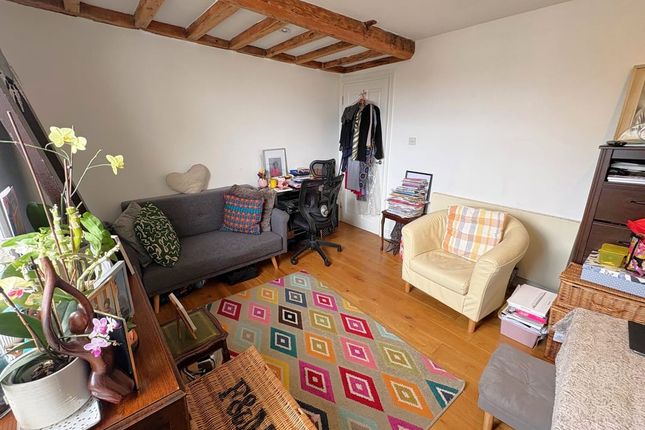 172 Camberwell Grove, London photo 3