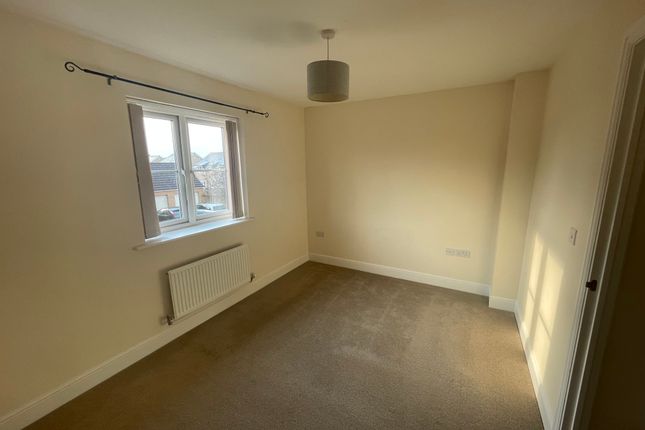 36 Romney Road photo 4