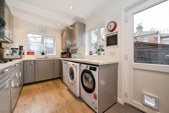16, Porchester Road, Southampton photo 3