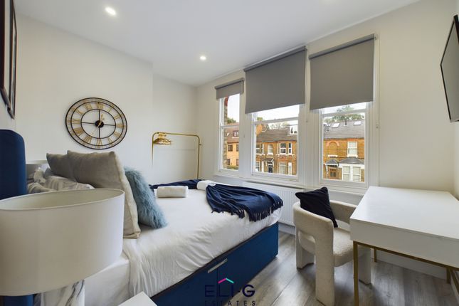12a Second Avenue, London photo 3