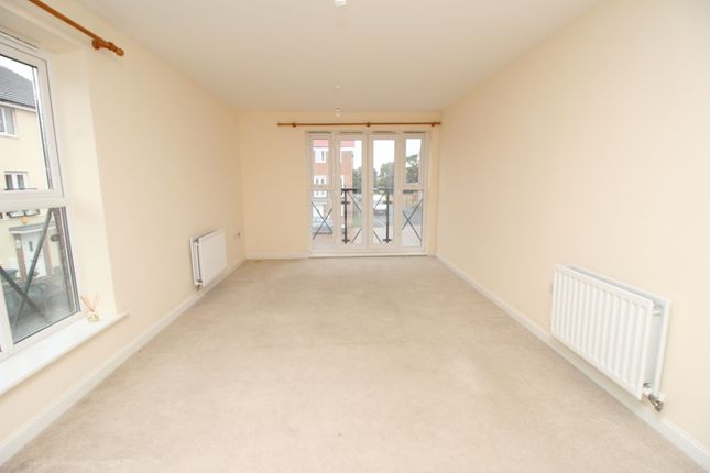 Meaden Way, Bognor Regis photo 3