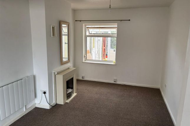 64, Newstead Road, Weymouth photo 3