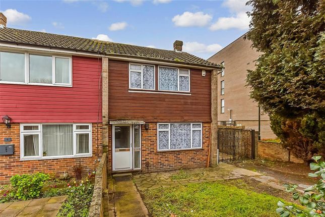 End terrace house for sale in Guild Road, Erith, Kent