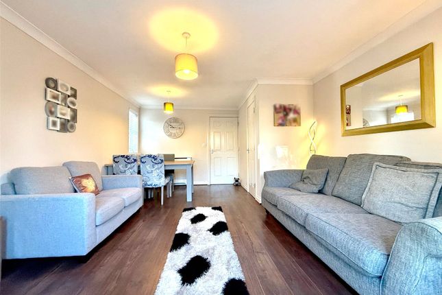 192, Frimley Green Road, Camberley photo 3