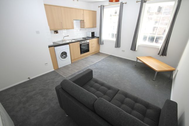 Thumbnail Flat to rent in Websters Land, Edinburgh