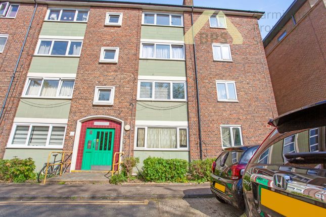 3 Bed Flat
