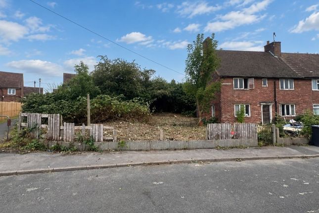 3-bed terraced on 1, St. Johns Place, Chesterfield, £65,000