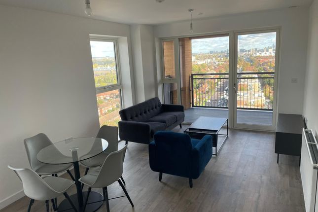 Flat to rent in Western Circus, Tabbard Apartments, East Acton Lane, London