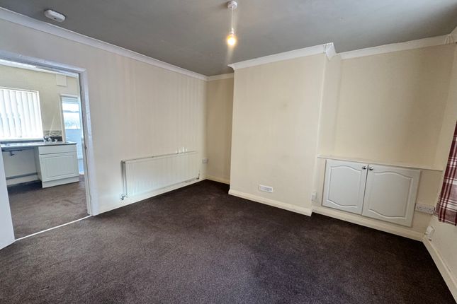 13, Norfolk Street, WORKSOP photo 3