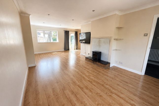 3, Mulgrave Road, Camberley photo 3