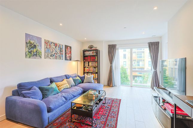 Lismore Boulevard, Colindale photo 2
