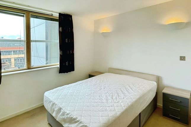 232, West Point, Leeds photo 4