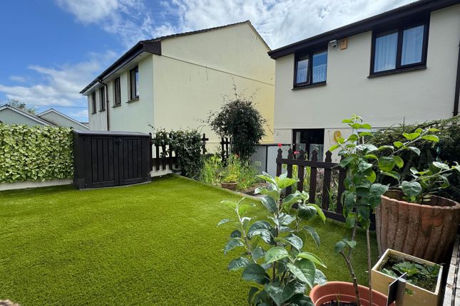 14 Tremeddan Court, Liskeard photo 2