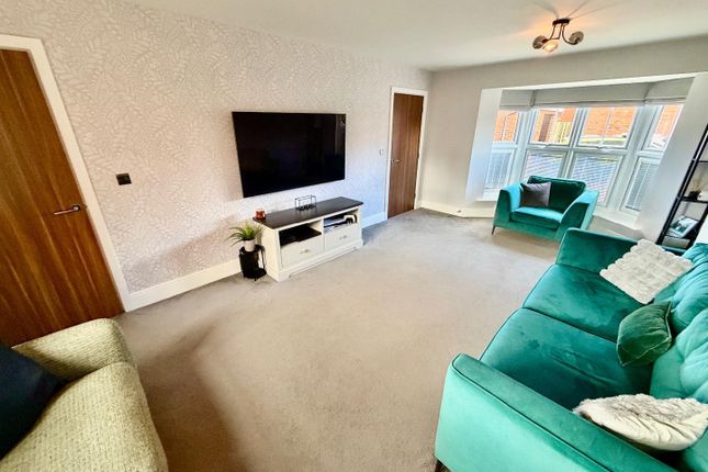 14, Linden Crescent, Yarm photo 4