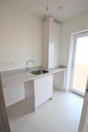 1, Edmunds Way, Exeter photo 5