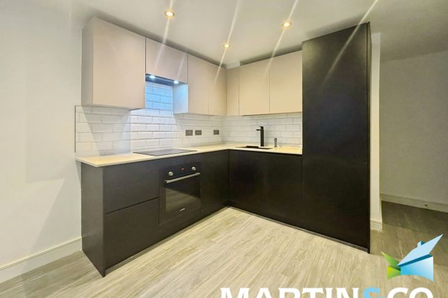 Apartment 5, Burrell Street, Wakefield photo 2